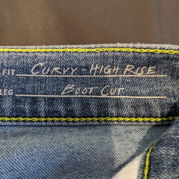 Eddie Bauer Curvy-High Rise Boot Cut Jeans, size 8 - Picture 2 of 5